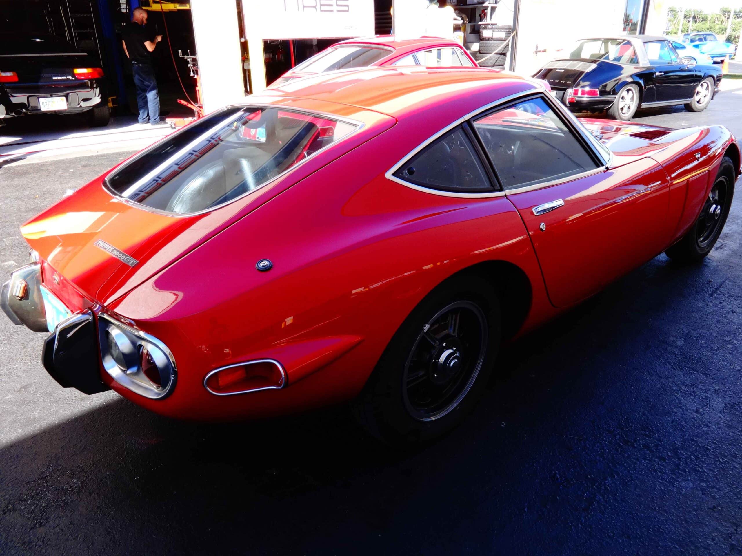 Toyota 2000GT